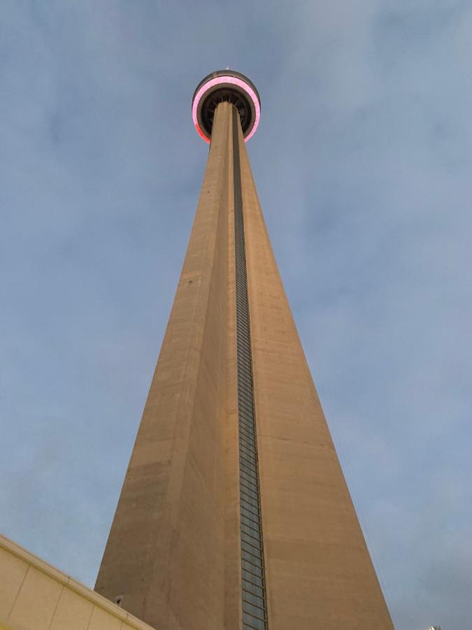 Big Oasis Studio Near Airport Yyz Hotel Toronto Exterior photo